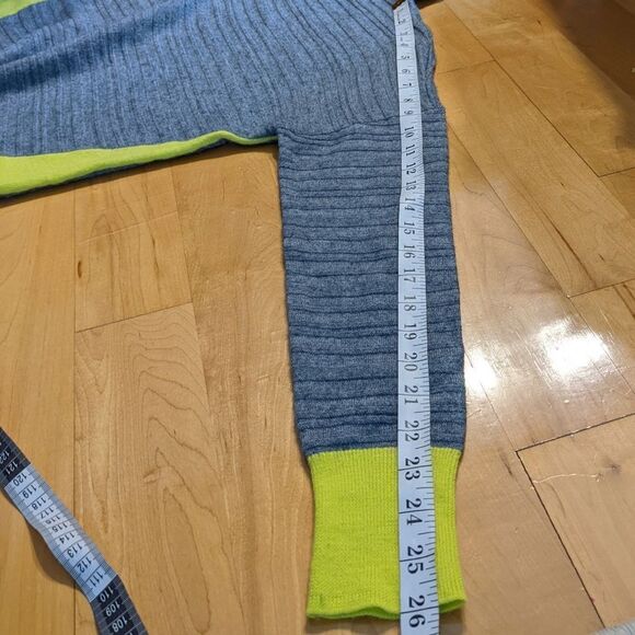 Christian Siriano grey Merino wool blend sweater mock neck medium @D - Picture 12 of 12